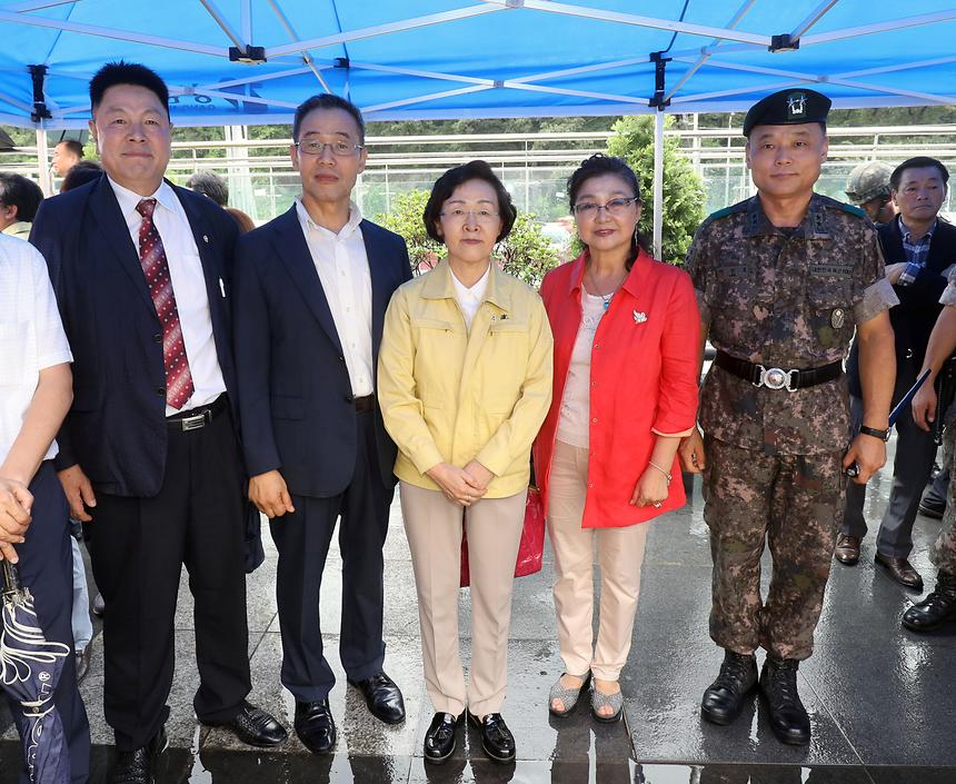 긴급구조훈련, 신연희 - 2