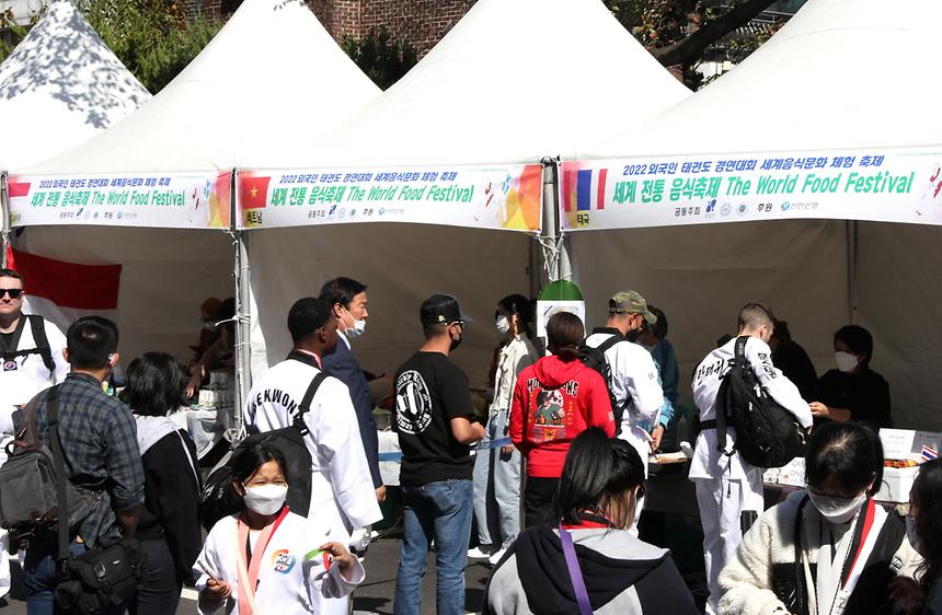 세계 음식 한 자리에 ‘세계음식문화 체험 축제’ - 4