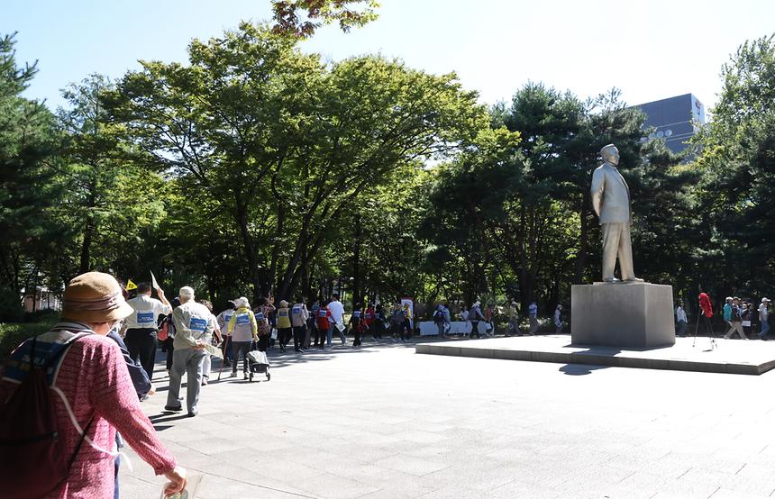 ‘제3회 강남 시니어 기억·돌봄 걷기대회’ - 9