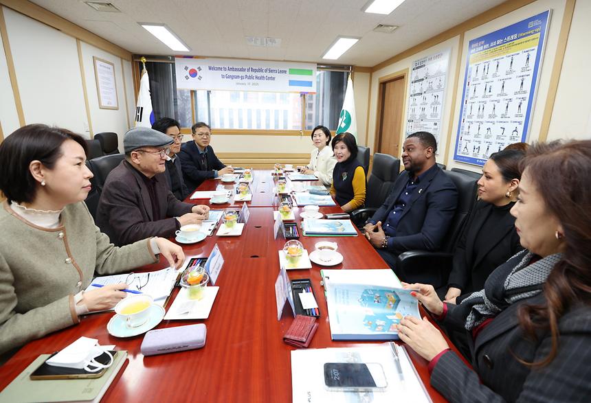 시에라리온 대표단, 강남구보건소 방문 - 1