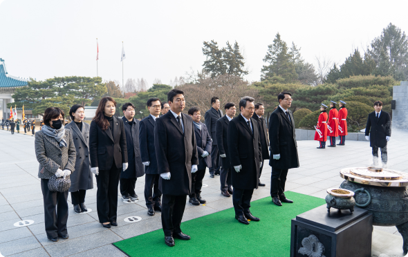 강남구의회 국립현충원 참배