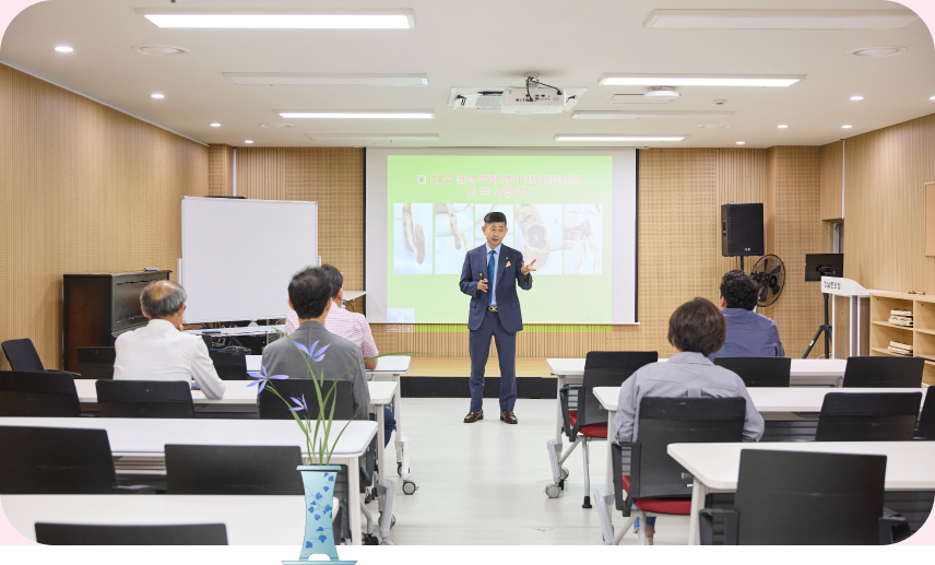 대한민국 농업명장 이대건 강사가 진행하는 ‘난초교실’